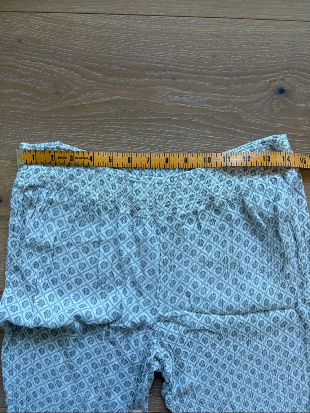 White and Gray Wide Leg Palazzo Pants Size Large Stretch Festival Beach - Picture 5 of 8